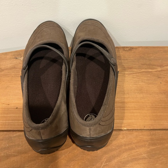 Crocs Mary Jane’s size 8. - Picture 2 of 5